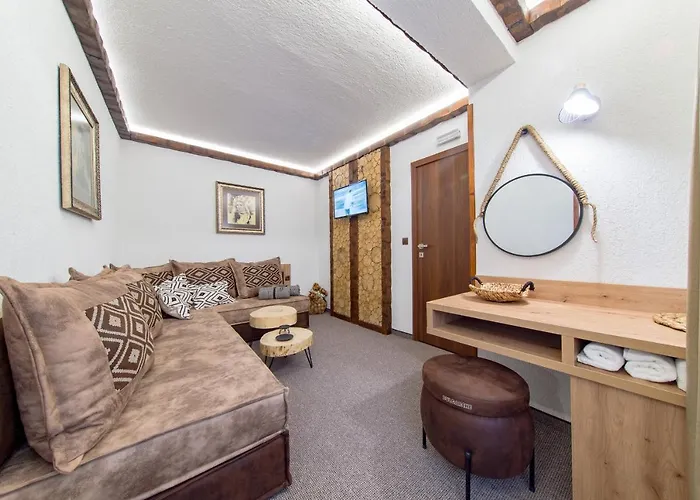 българче - ресторант 酒店 斯莫梁