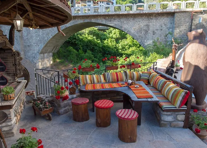 българче - ресторант * 斯莫梁